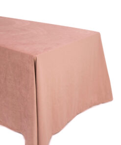 obrusy welurowe dusty pink na prostokątne stoły wypożyczenie