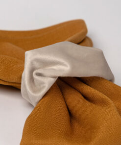 Alternative view of Obrączki scrunchie